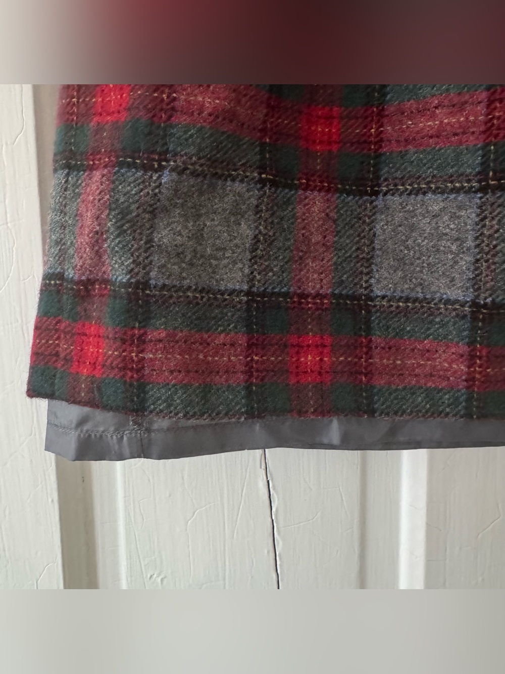 VINTAGE Talbots plaid wool skirt - Picture 2 of 6